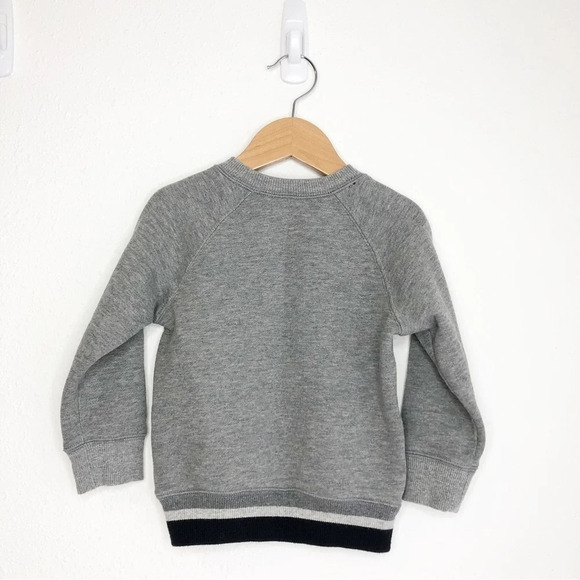 Baby Gap x Star Wars sweatshirt gray Chewbacca Snow Day size 2 years - Picture 2 of 12